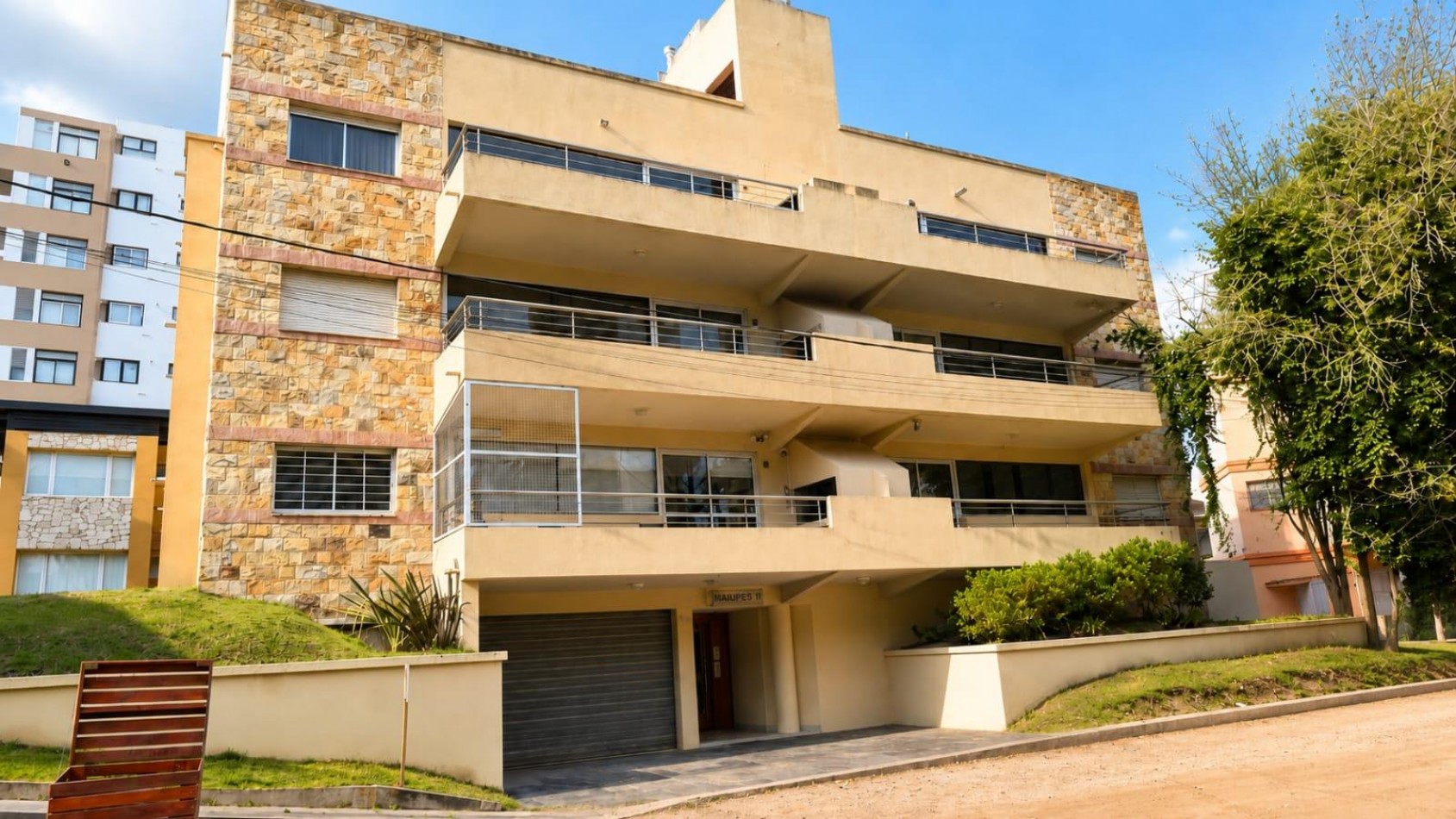 Departamento en Edificio Huarpes II