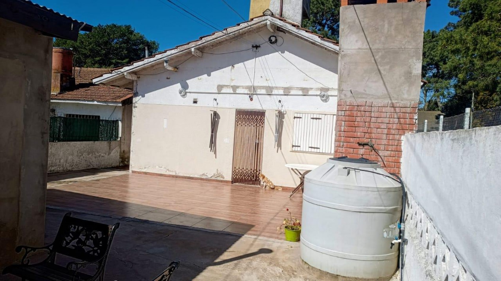CASA EN VENTA MAS DOS UNIDADES 