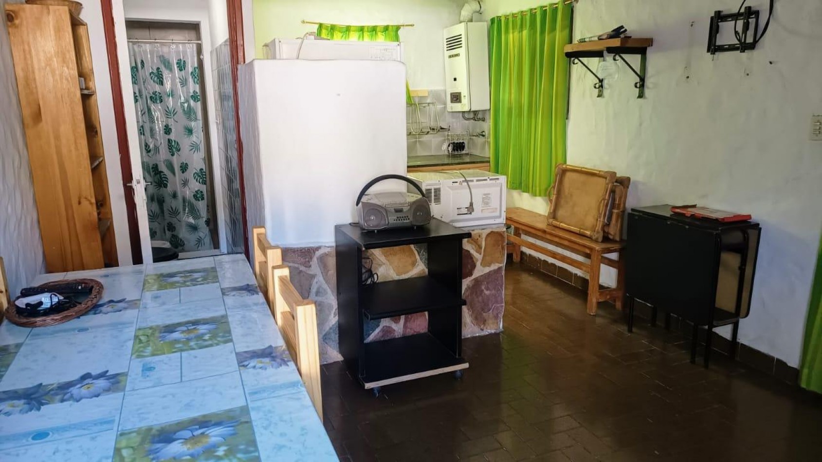 CASA EN VENTA MAS DOS UNIDADES 
