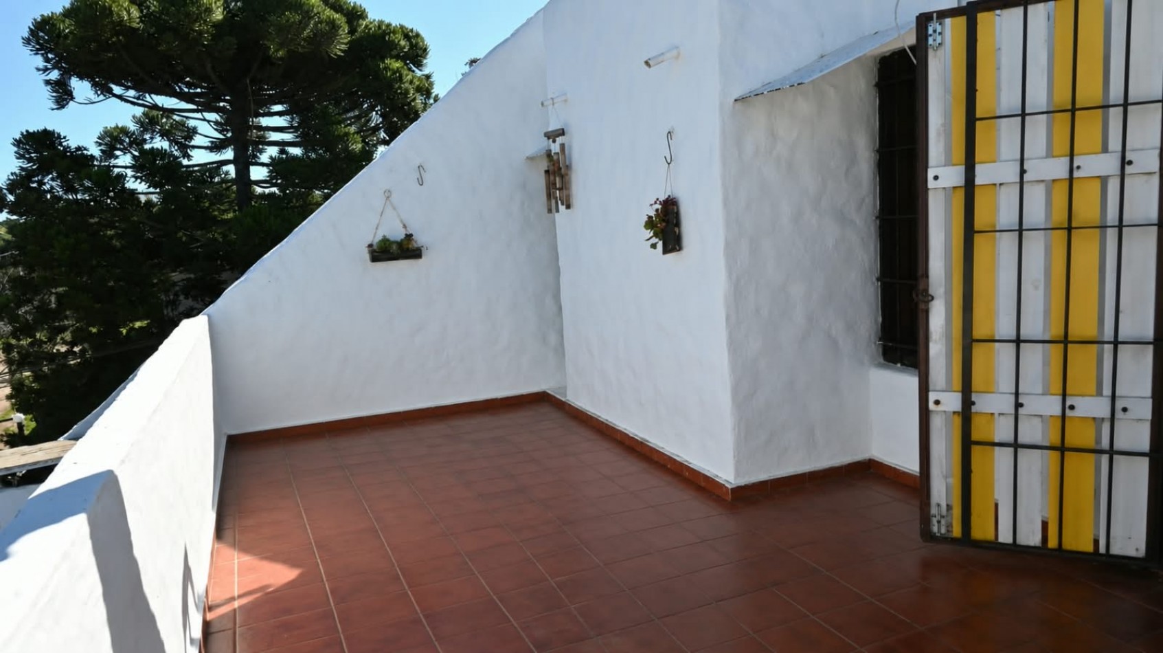 DEPARTAMENTO DE TRES AMBIENTES 